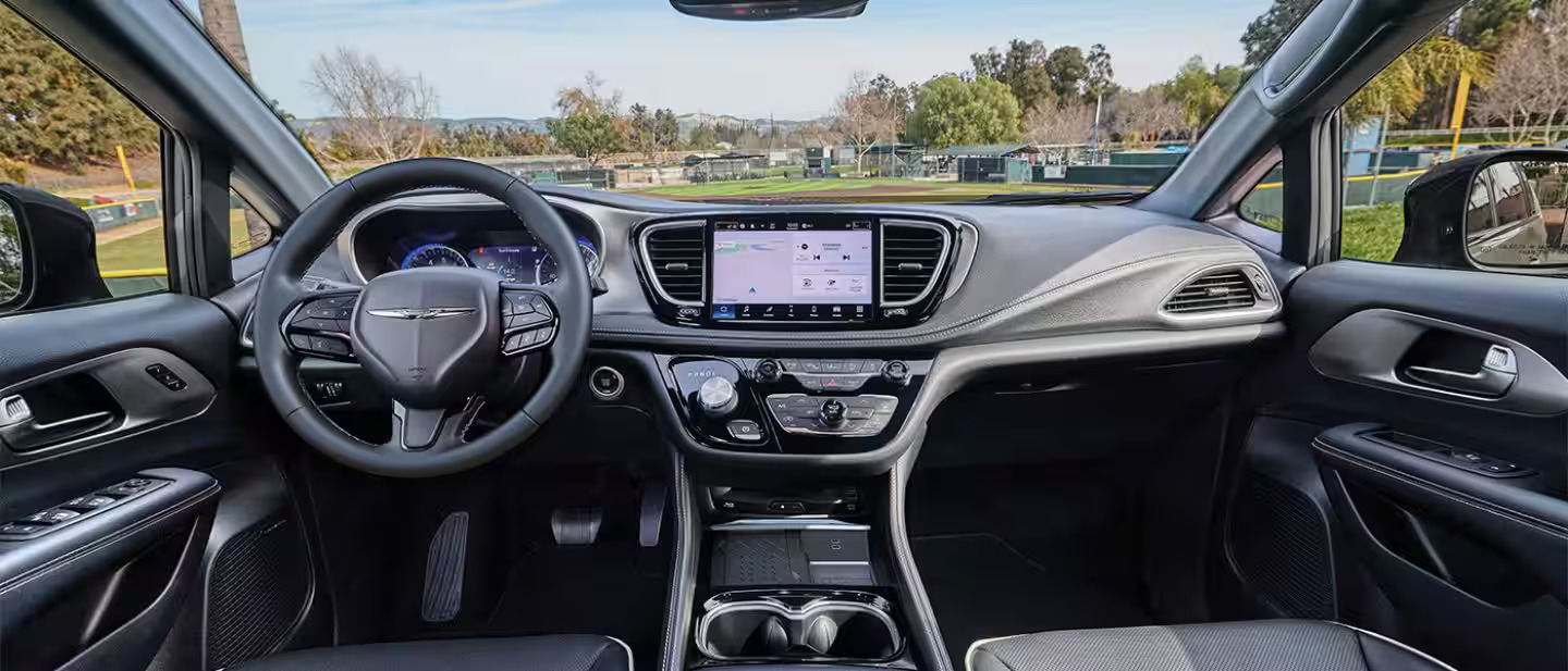 2026 Chrysler Pacifica Uconnect Touchscreen