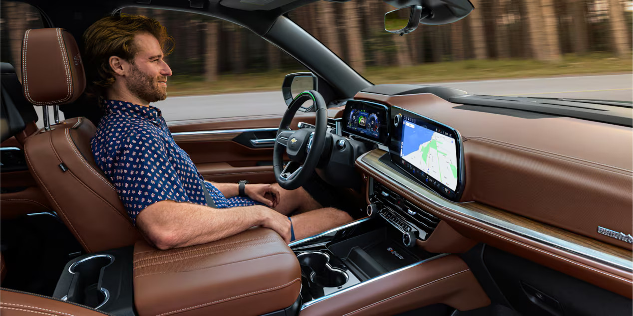 2026 Chevrolet Suburban technology comparison