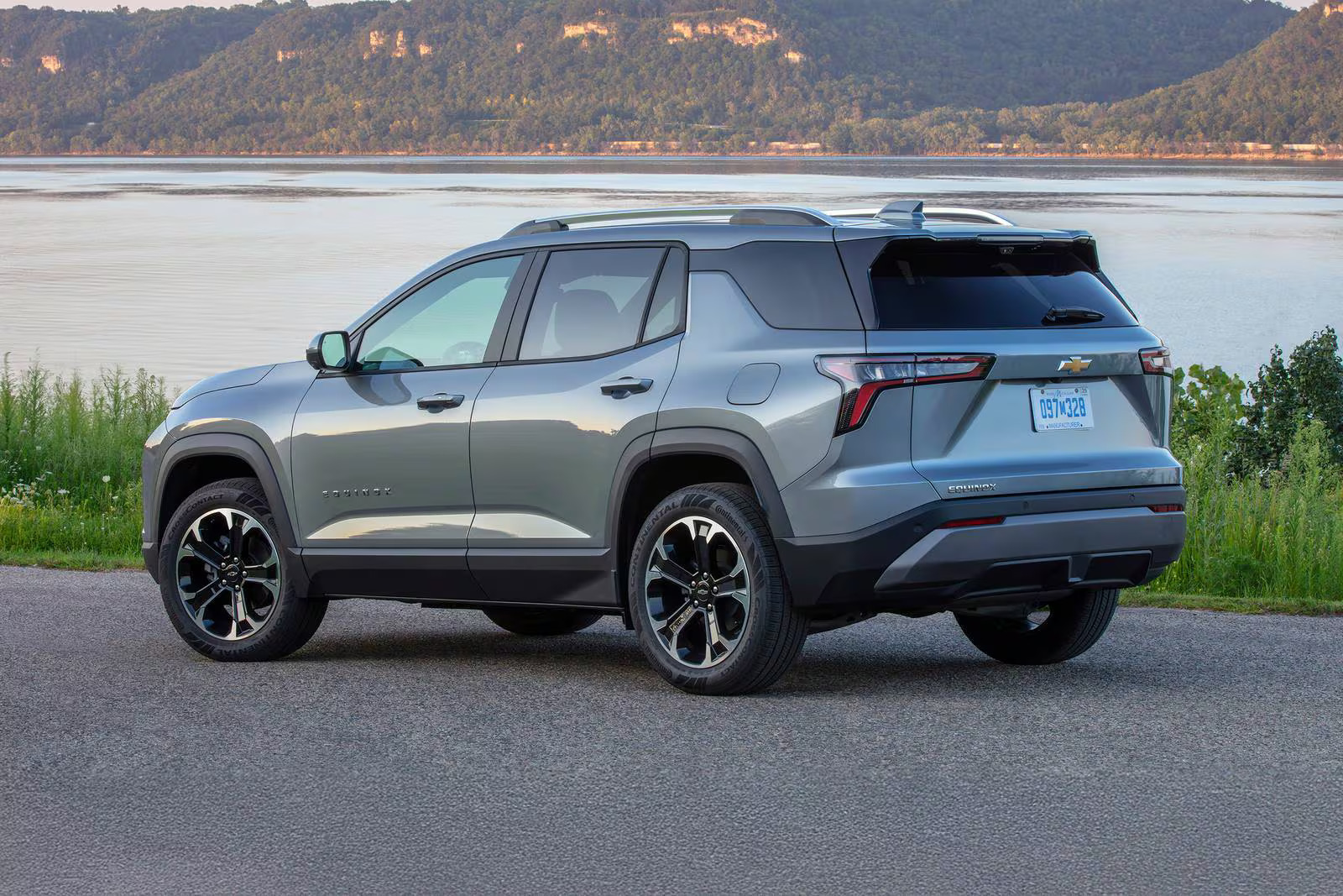 2027 Chevrolet Equinox exterior