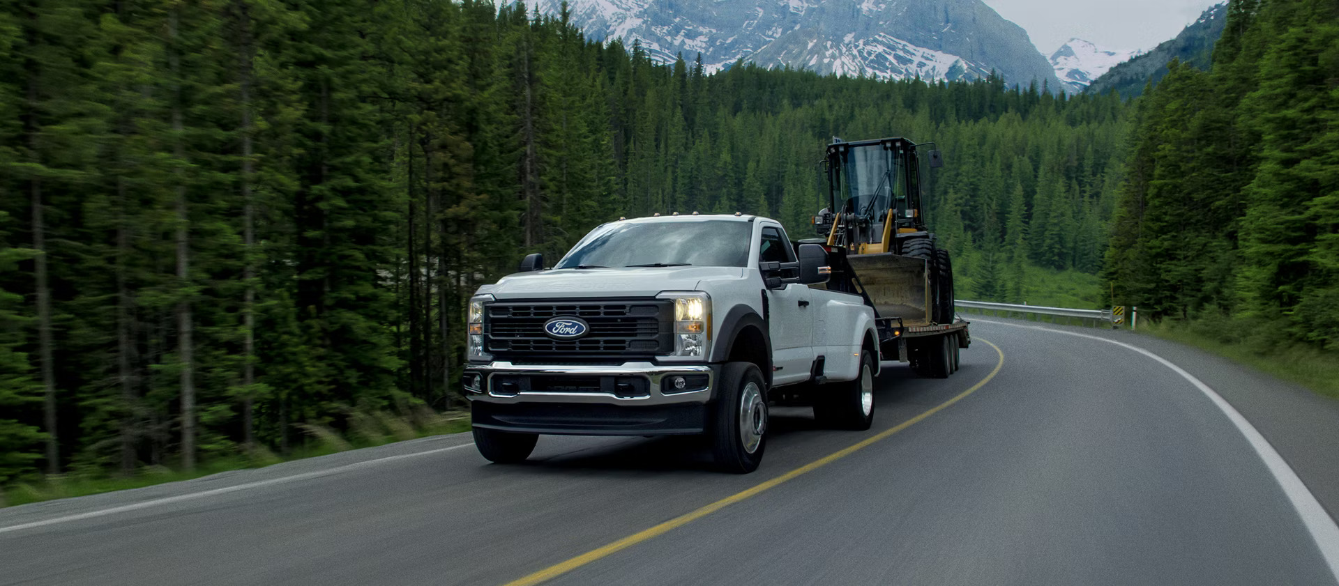 2027 Ford Super Duty vs 2026 Ford Super Duty